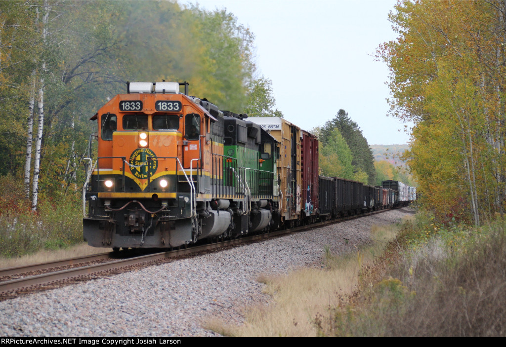 BNSF 1833 South